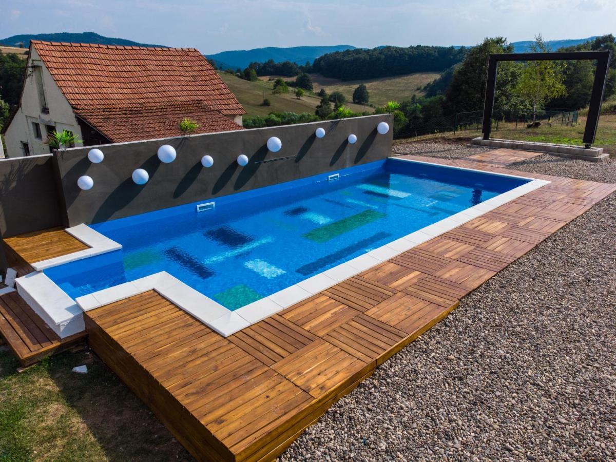 Skriveni Raj Guest House Gornji Milanovac Exterior foto