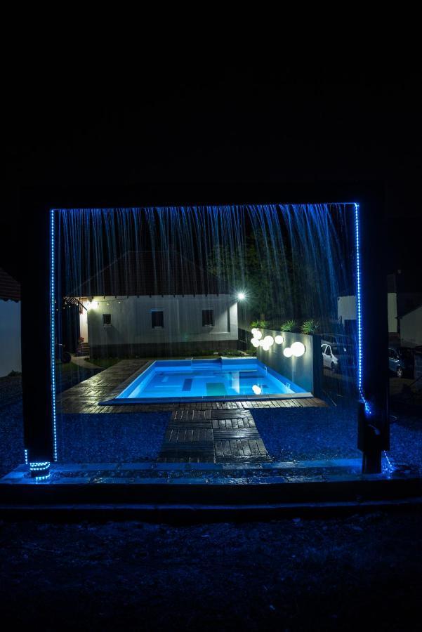 Skriveni Raj Guest House Gornji Milanovac Exterior foto