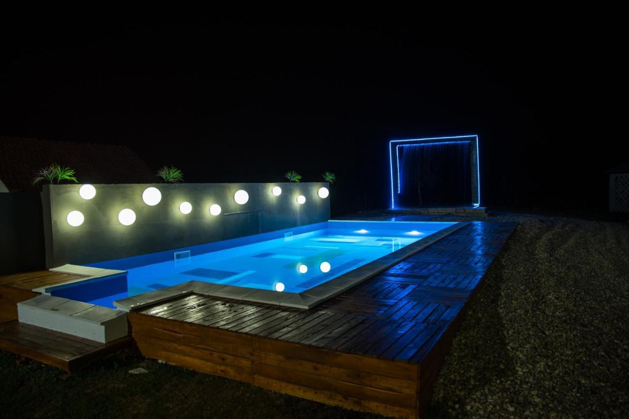 Skriveni Raj Guest House Gornji Milanovac Exterior foto